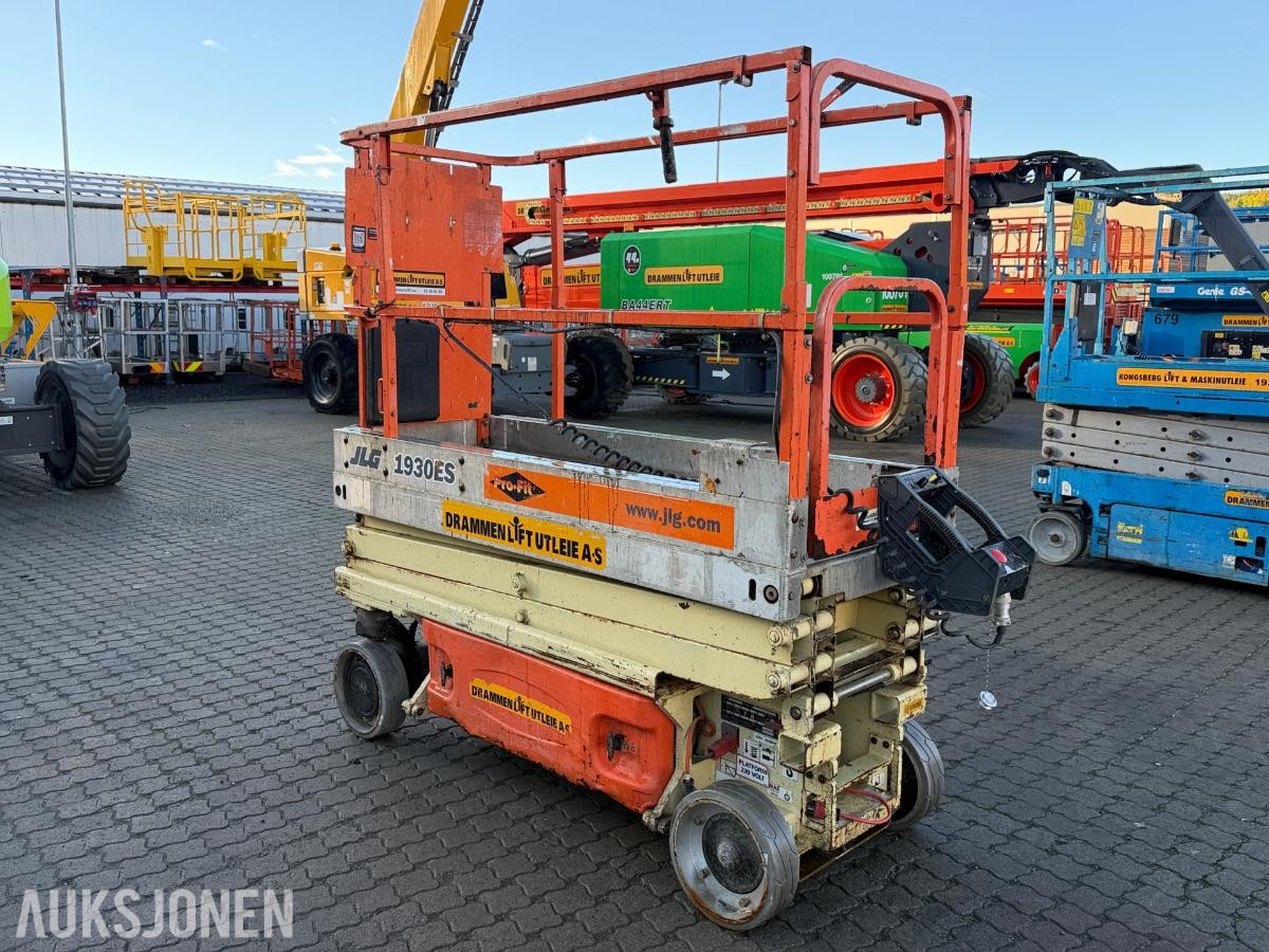 2006 JLG 1930ES sakselift med 8 meter arbeidshøyde