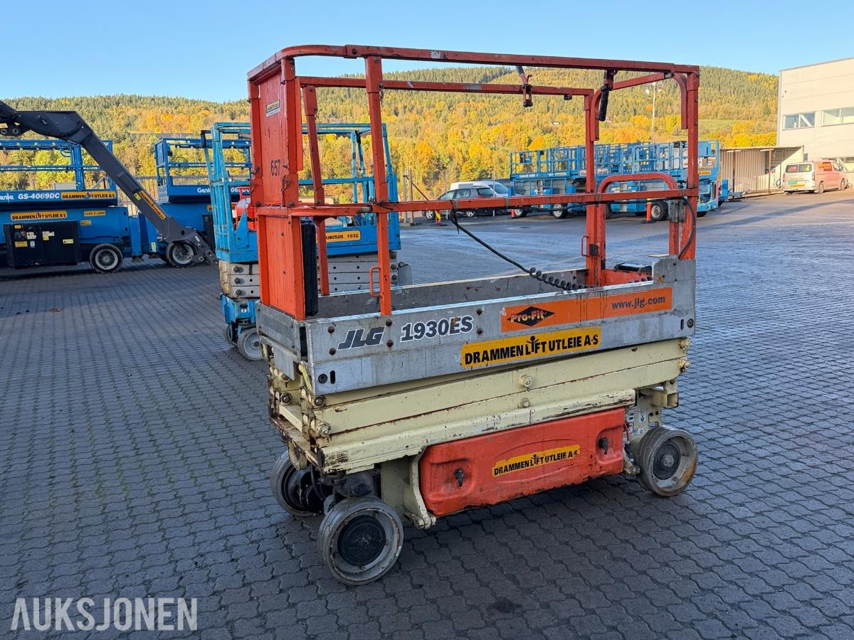 2006 JLG 1930ES sakselift med 8 meter arbeidshøyde