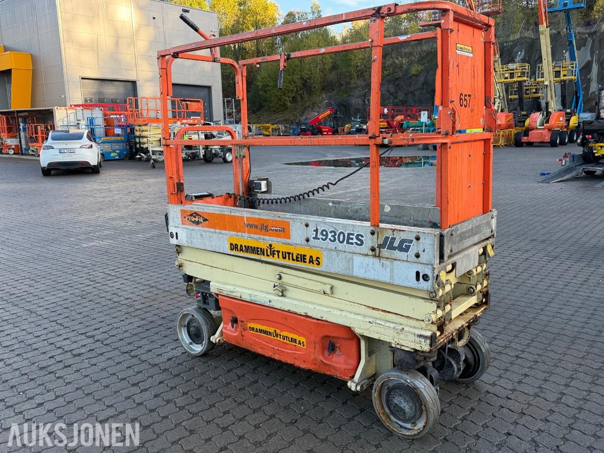 2006 JLG 1930ES sakselift med 8 meter arbeidshøyde