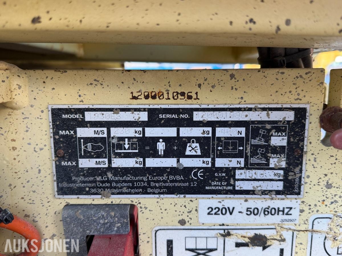 2006 JLG 1930ES sakselift med 8 meter arbeidshøyde
