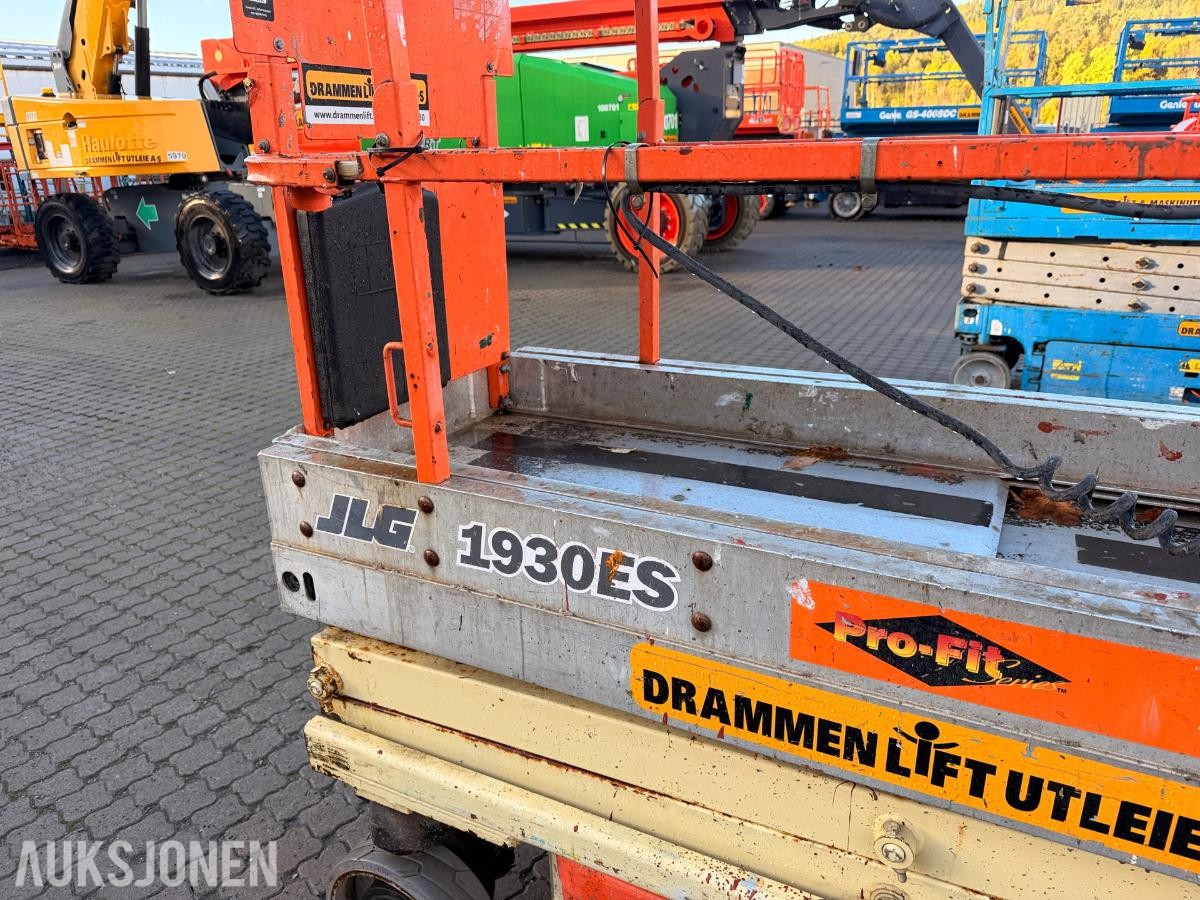 2006 JLG 1930ES sakselift med 8 meter arbeidshøyde