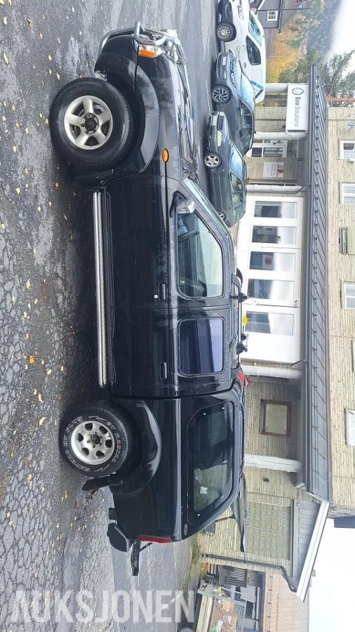2002 Nissan King Cab 2.5-133 D 4X4