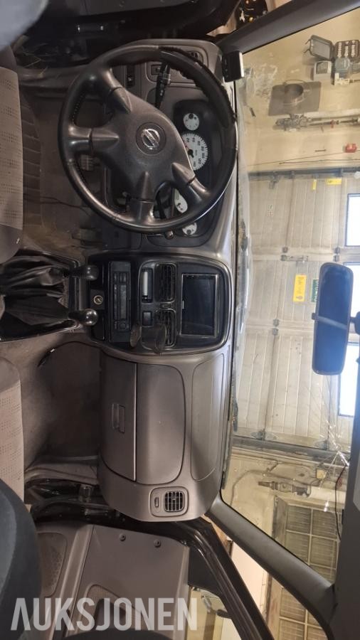 2002 Nissan King Cab 2.5-133 D 4X4
