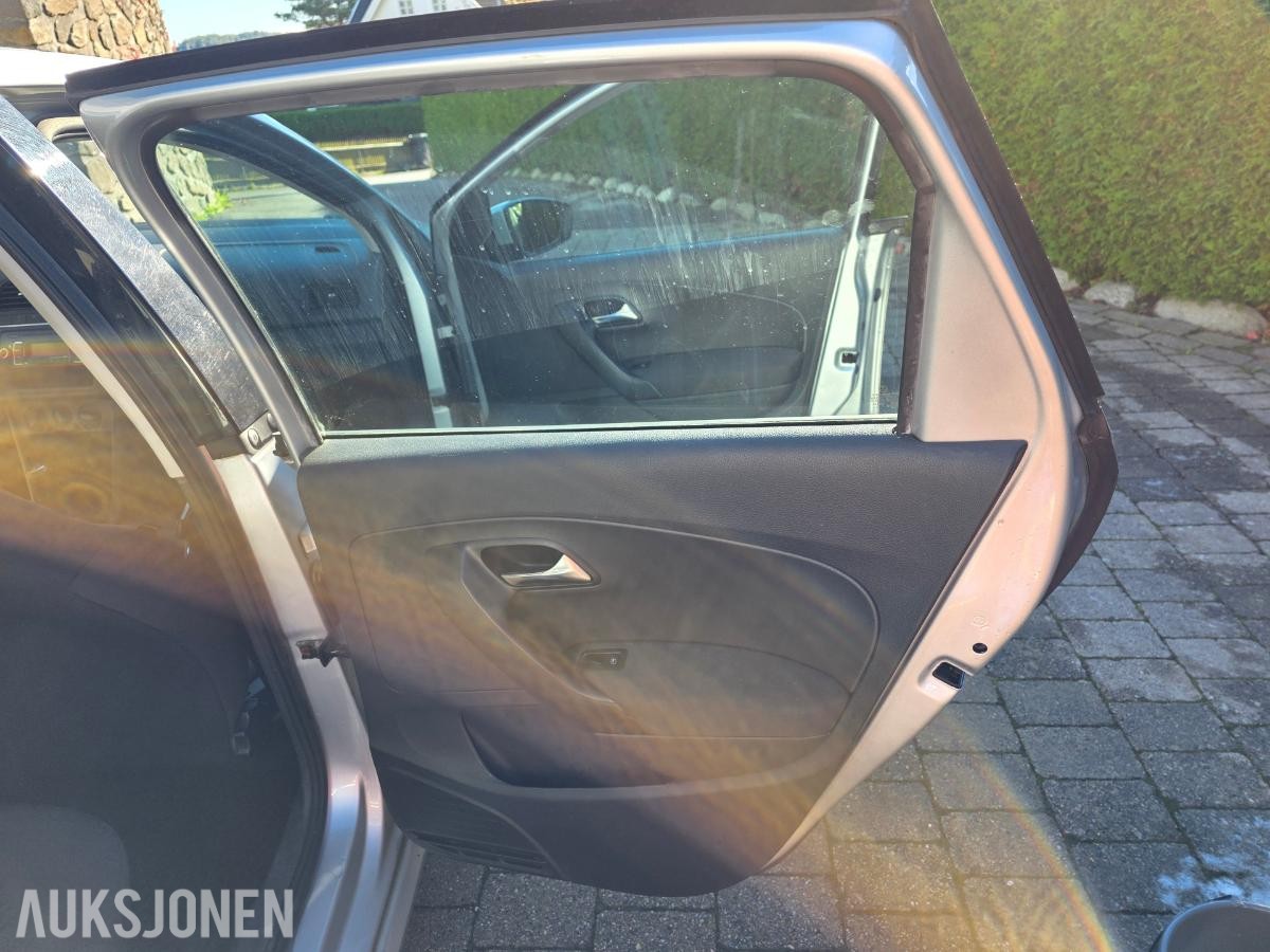 2010 Volkswagen POLO 1.6 TDI TILHENGERFESTE