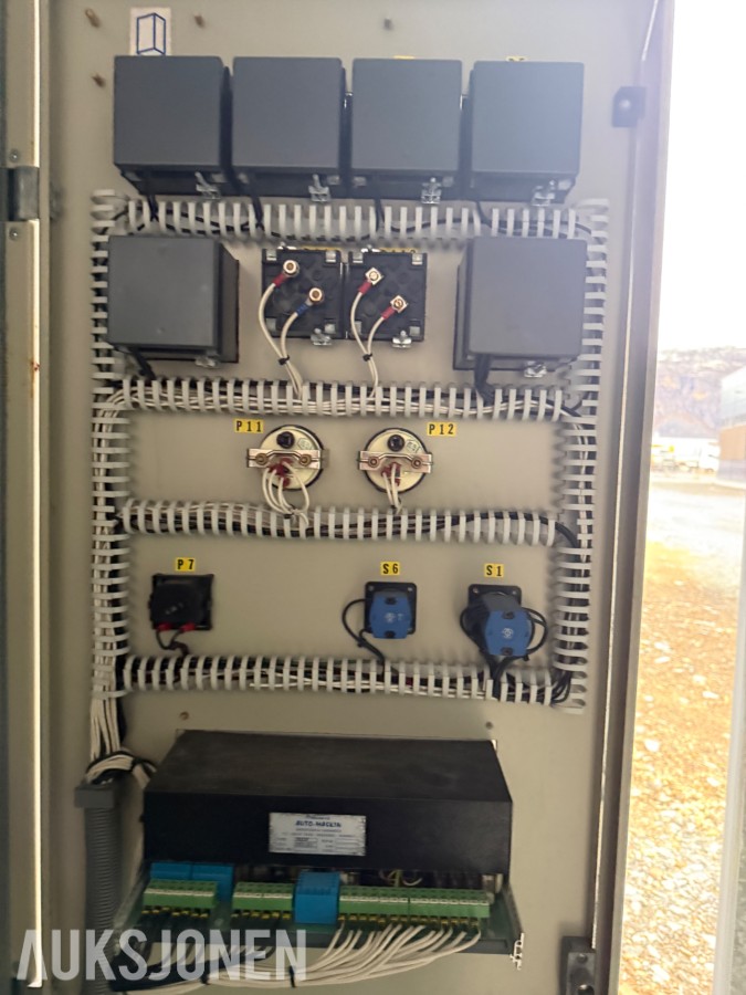 Containeraggregat 110 kVA / 88 kW diesel 400 V, 185 timer, rep,objekt