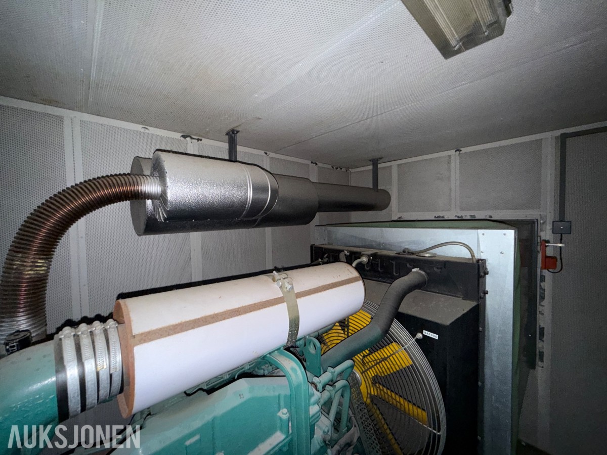 Containeraggregat 110 kVA / 88 kW diesel 400 V, 185 timer, rep,objekt