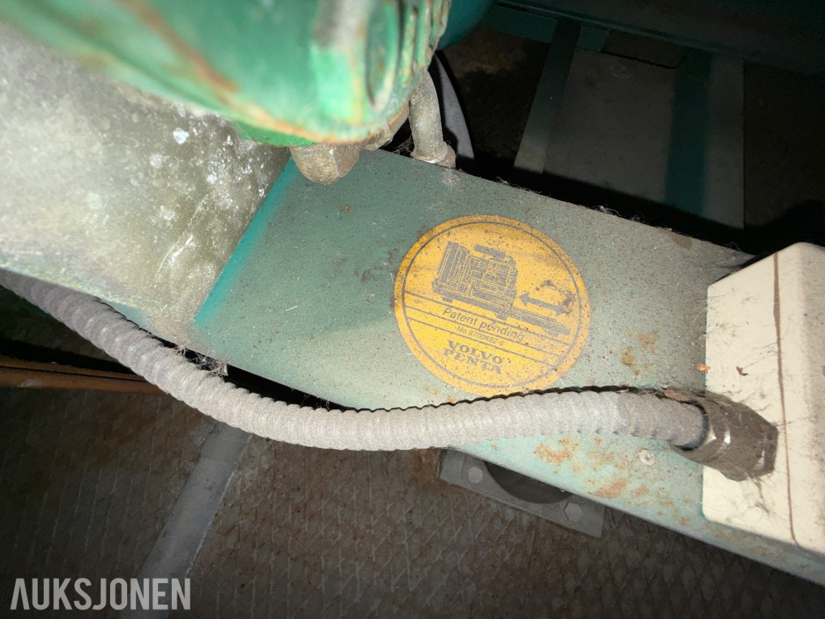 Containeraggregat 110 kVA / 88 kW diesel 400 V, 185 timer, rep,objekt