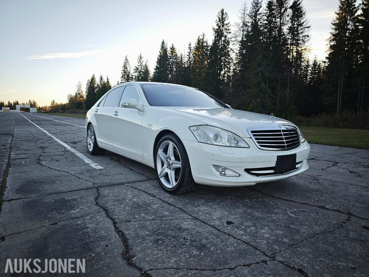 2007 MERCEDES-BENZ S550 V8 LONG MASSASJESETER KAMERA HARMAN KARDON