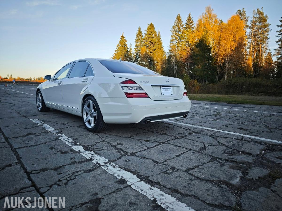 2007 MERCEDES-BENZ S550 V8 LONG MASSASJESETER KAMERA HARMAN KARDON