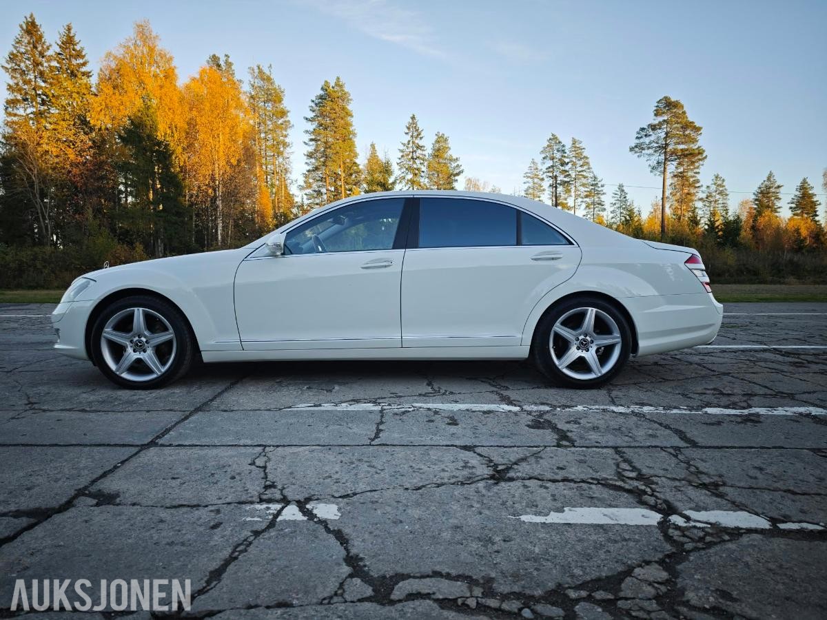 2007 MERCEDES-BENZ S550 V8 LONG MASSASJESETER KAMERA HARMAN KARDON