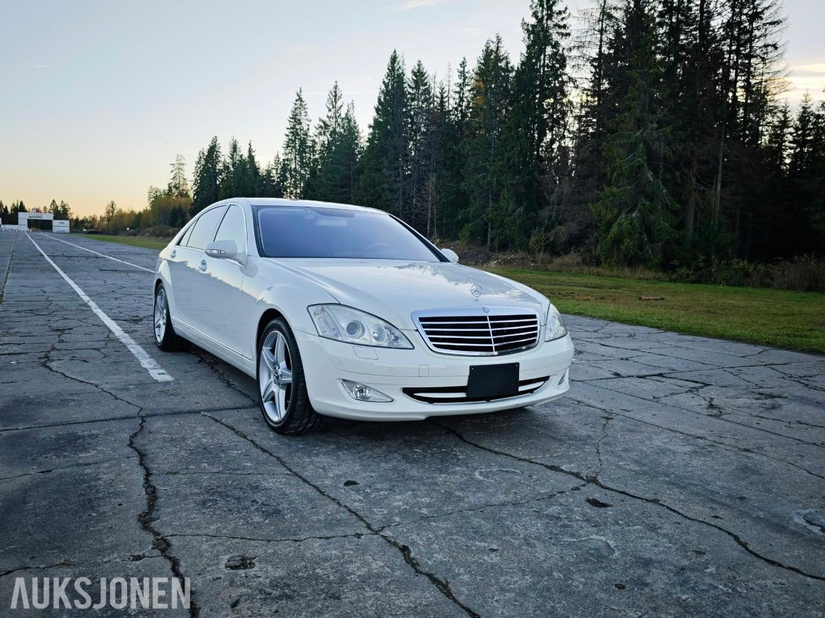 2007 MERCEDES-BENZ S550 V8 LONG MASSASJESETER KAMERA HARMAN KARDON
