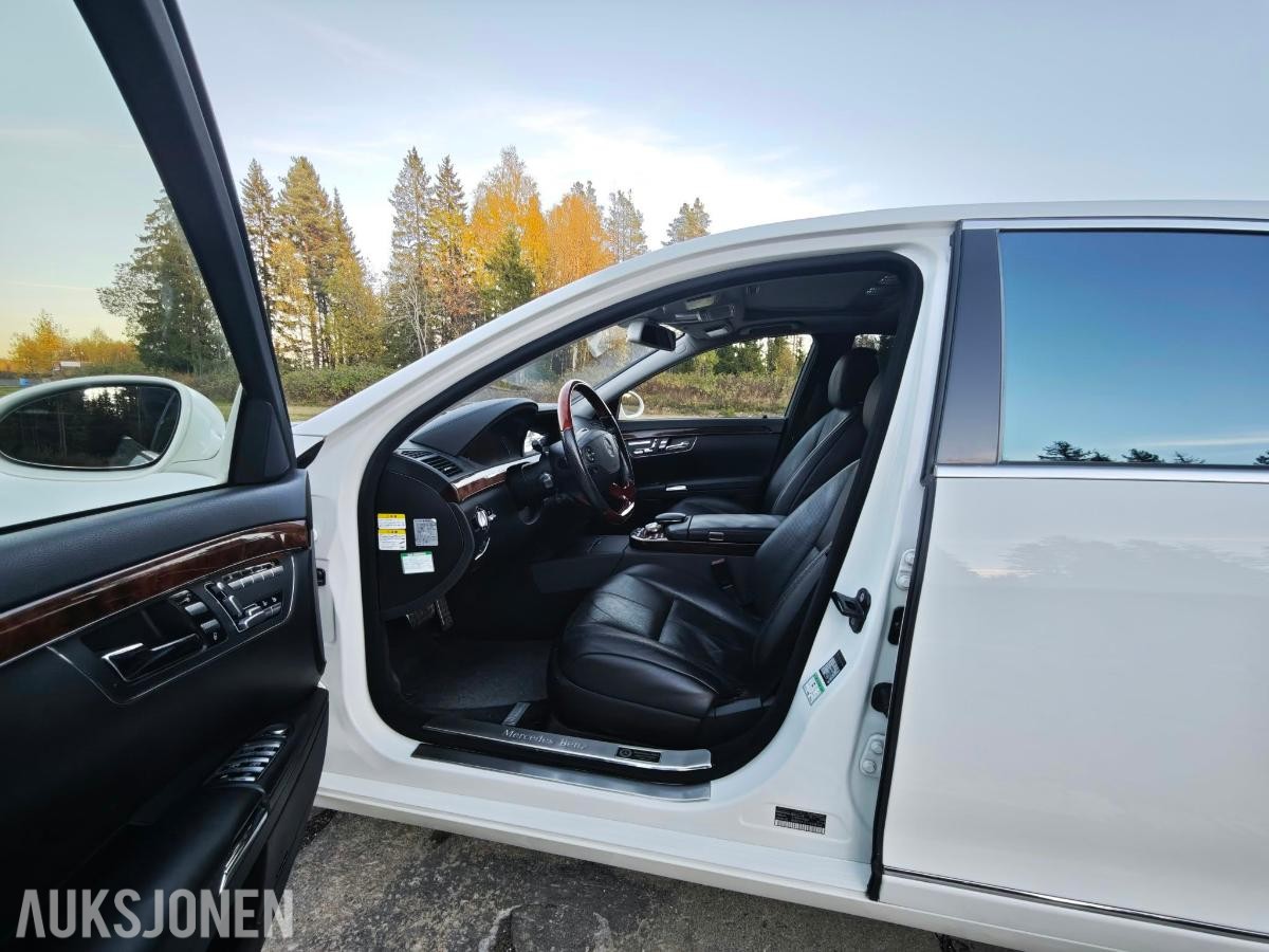 2007 MERCEDES-BENZ S550 V8 LONG MASSASJESETER KAMERA HARMAN KARDON
