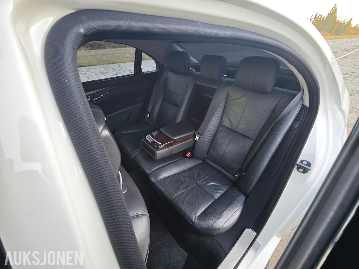 2007 MERCEDES-BENZ S550 V8 LONG MASSASJESETER KAMERA HARMAN KARDON