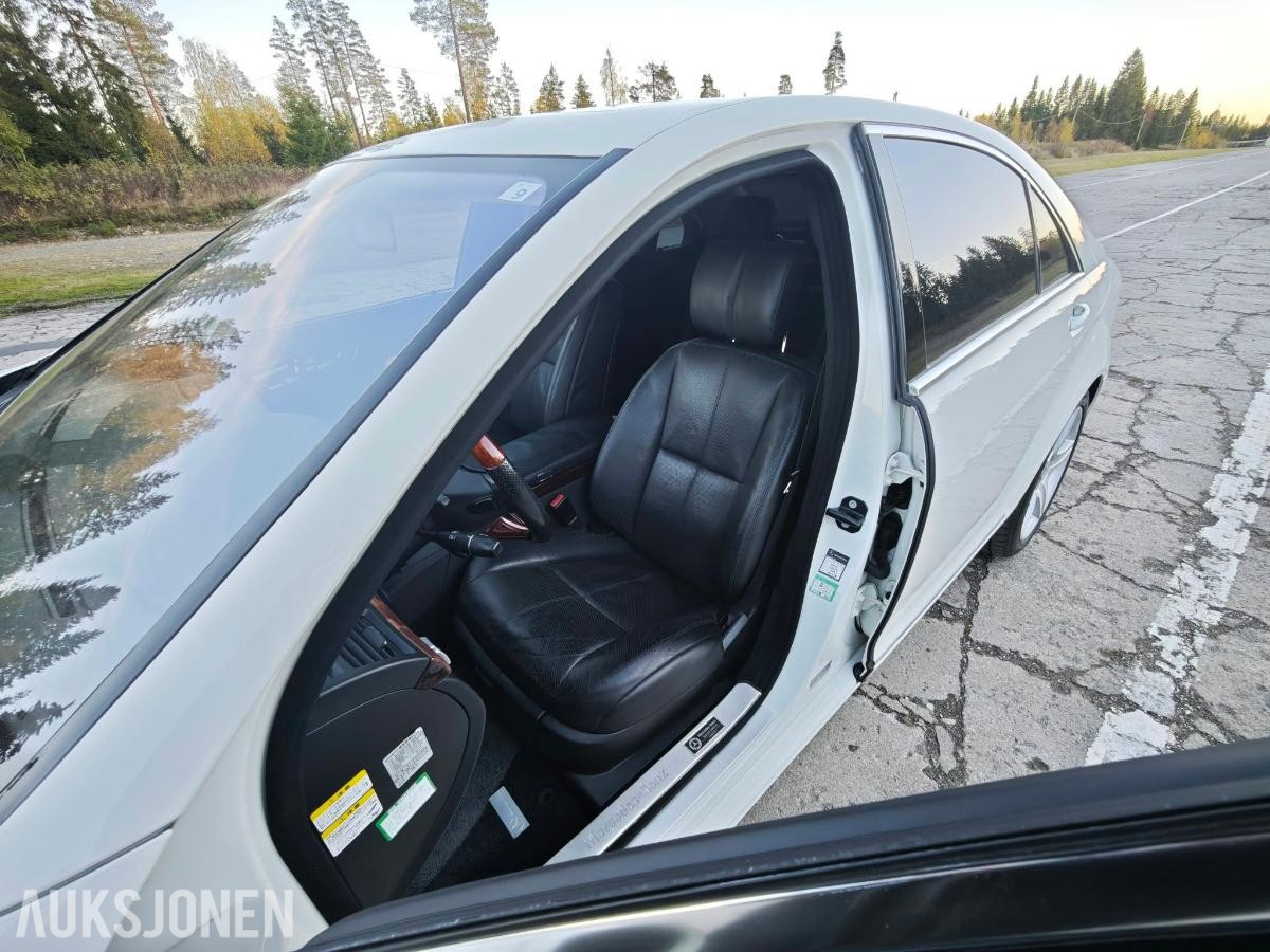 2007 MERCEDES-BENZ S550 V8 LONG MASSASJESETER KAMERA HARMAN KARDON
