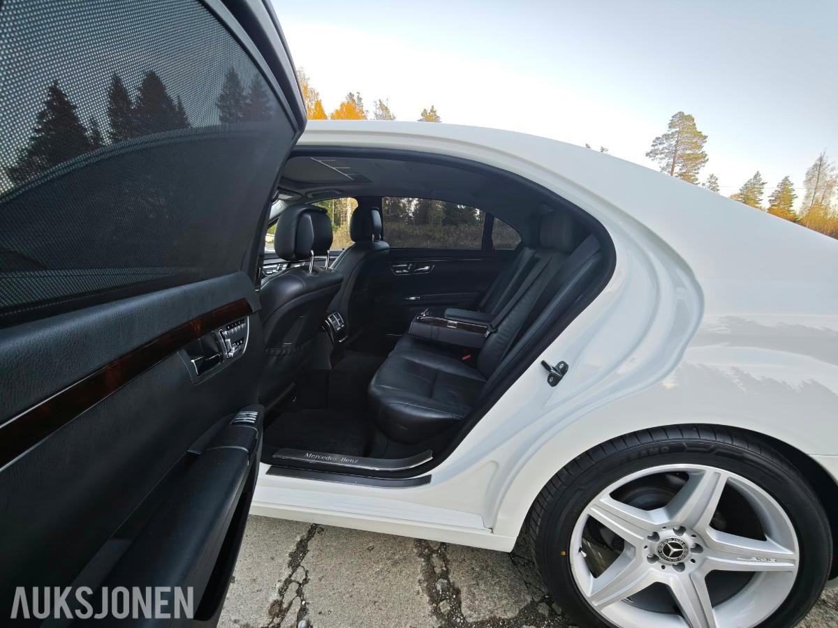 2007 MERCEDES-BENZ S550 V8 LONG MASSASJESETER KAMERA HARMAN KARDON