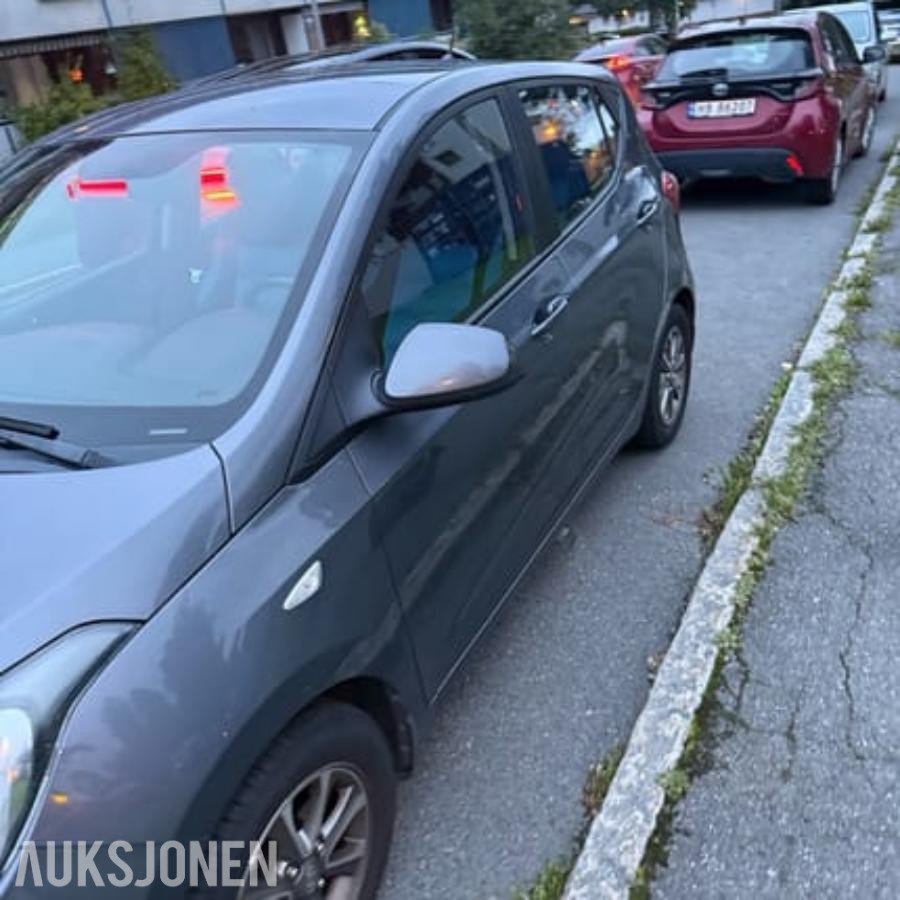 2015 HYUNDAI I10 AUTOMATGIR EU-OK 11.27 REP. OBJEKT
