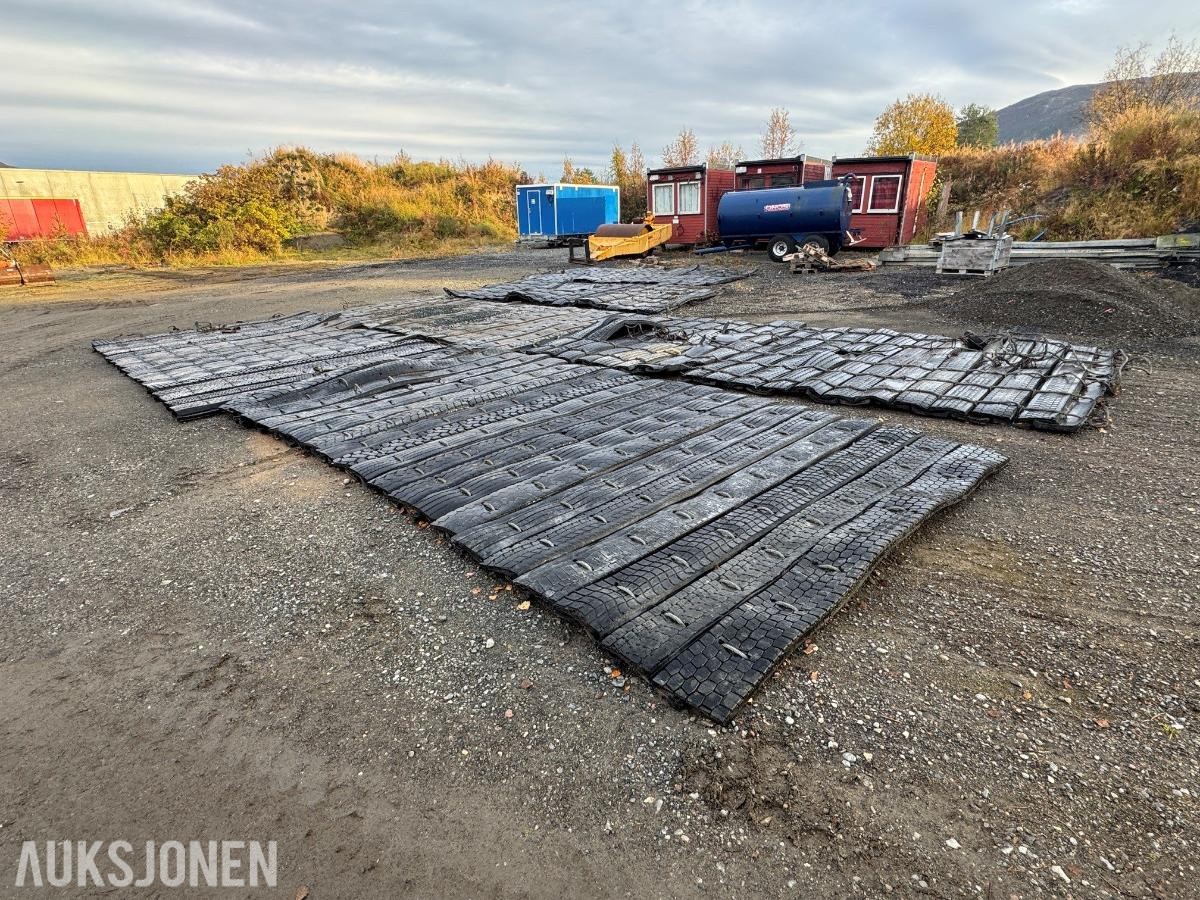 6 stk. Brukte skyte-/sprengningsmatter