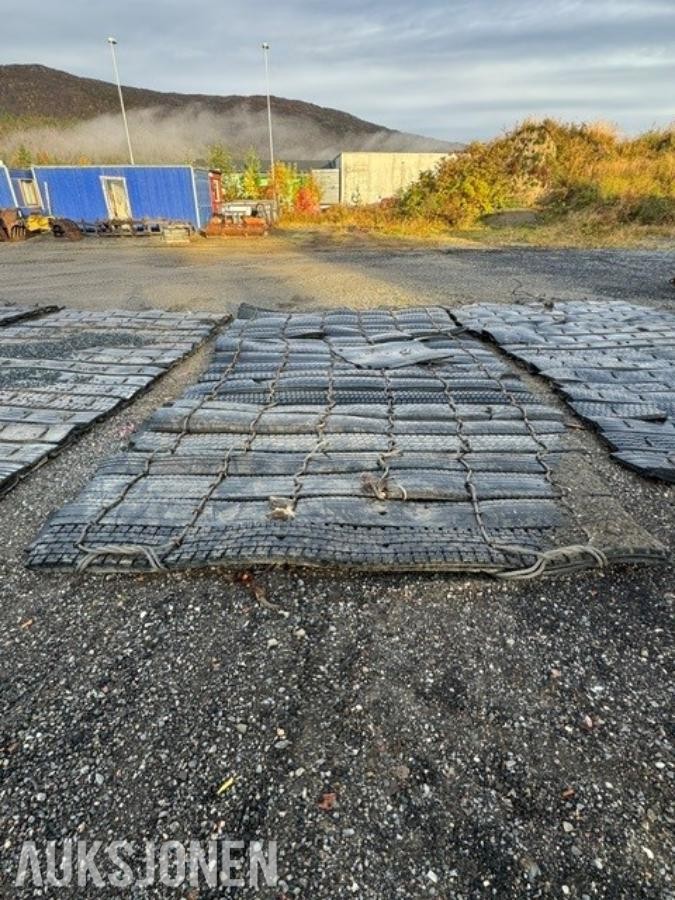 6 stk. Brukte skyte-/sprengningsmatter