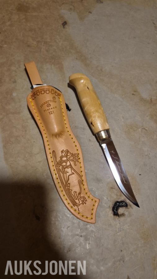 TOLLAUKSJON - Martiini Kniv 121 Martiini 121