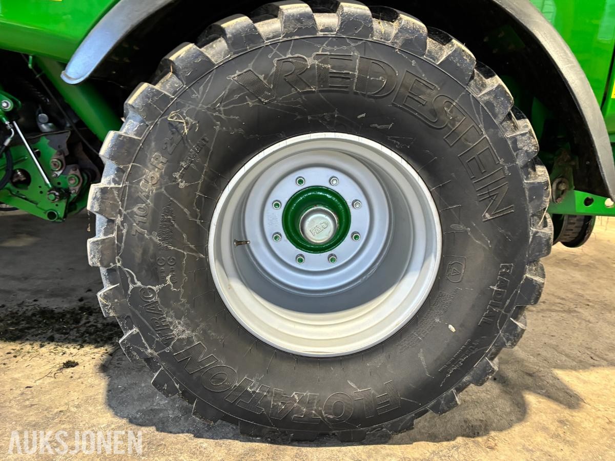 2015 McHale Fusion 3+ rundballepresse med integrert plastpakker