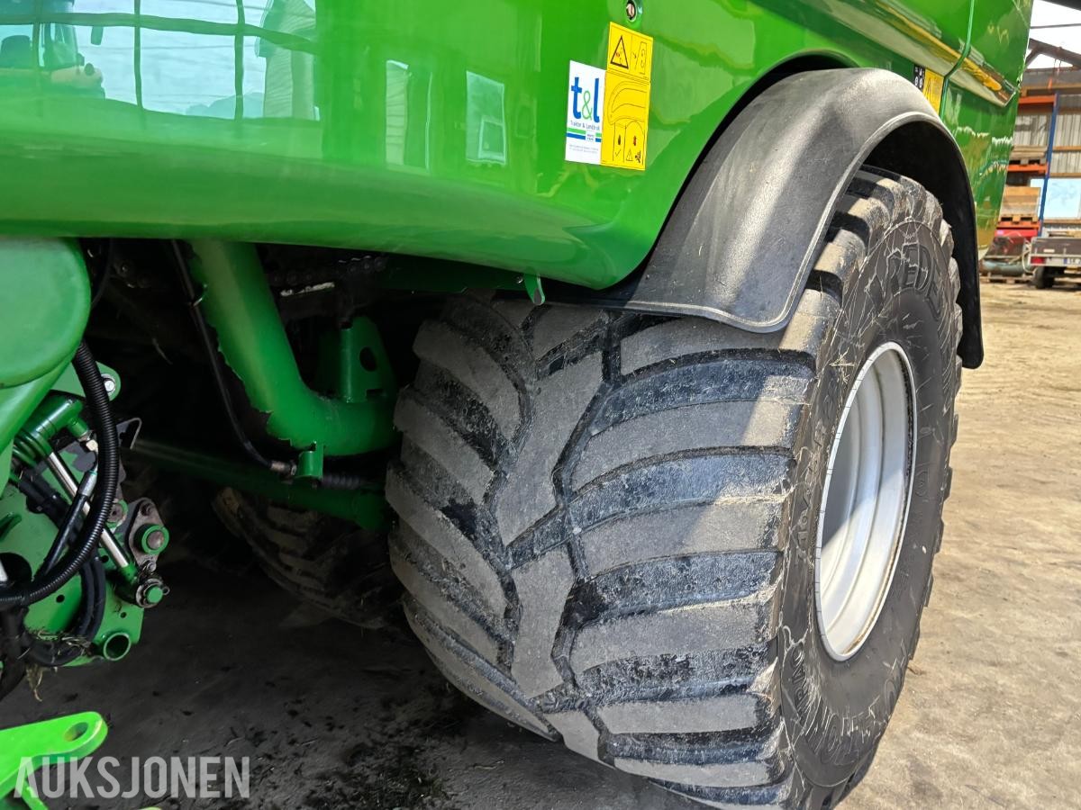 2015 McHale Fusion 3+ rundballepresse med integrert plastpakker