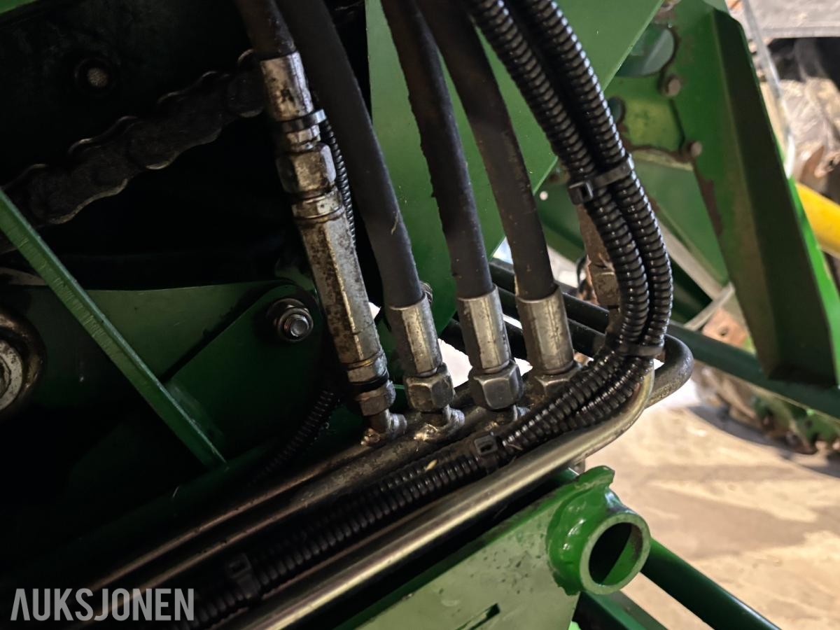 2015 McHale Fusion 3+ rundballepresse med integrert plastpakker