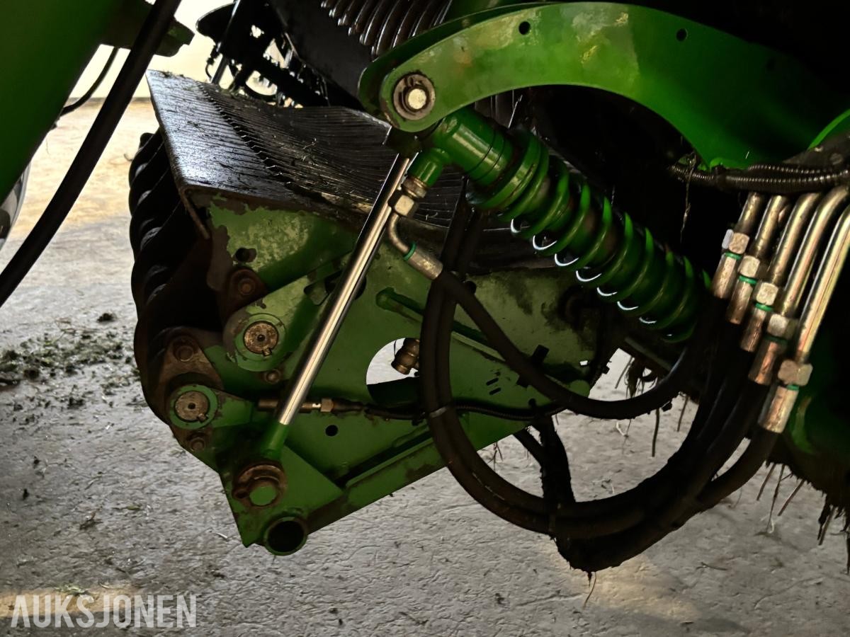 2015 McHale Fusion 3+ rundballepresse med integrert plastpakker