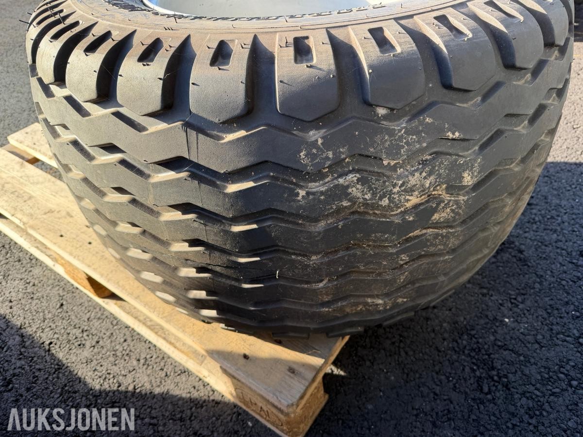 BKT 19.0/45-17 Implement AW 708 hjul med felg