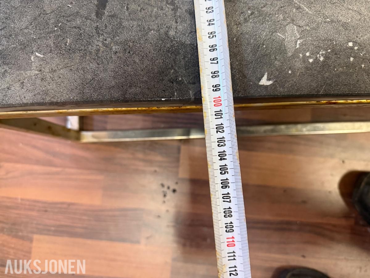 muligens marmorplate med stål understell *Ingen minstepris*