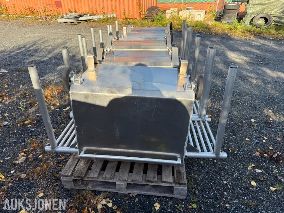 Søppelkasser aluminium på hjul / 5 stk / ubrukt