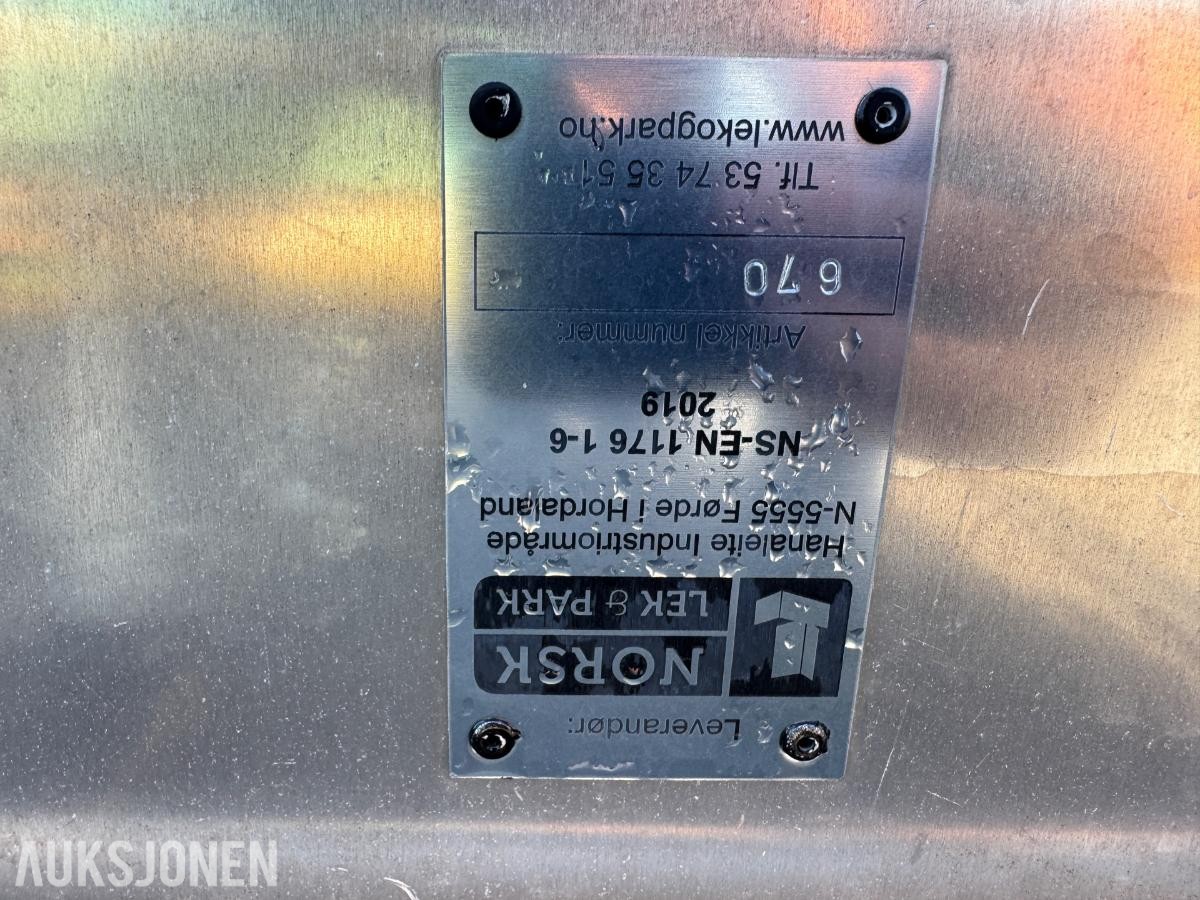 Søppelkasser aluminium på hjul / 5 stk / ubrukt