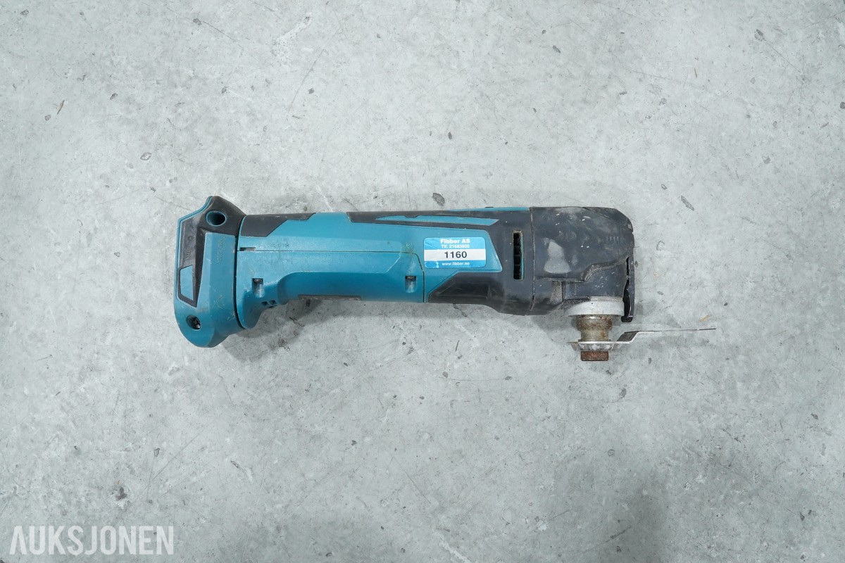 Parti Makita 18V elektroverktøy, støvsuger, radio og håndverktøy