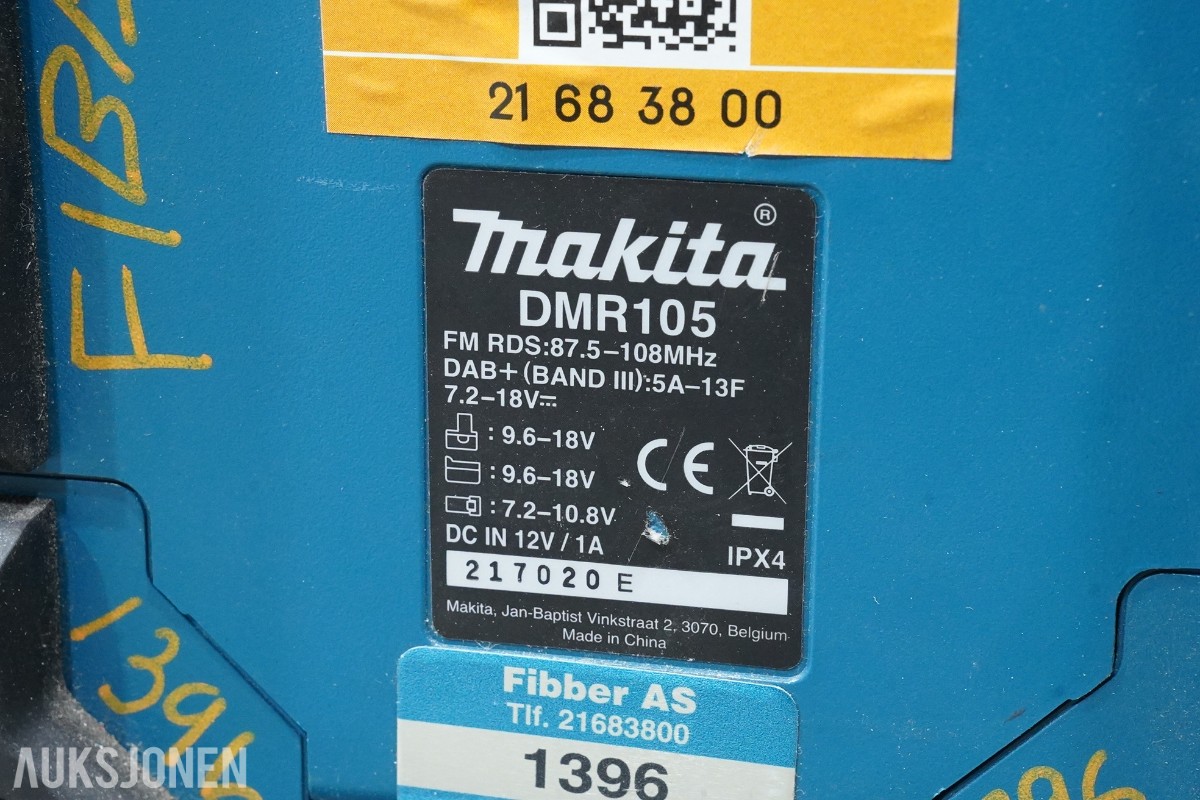 Parti Makita 18V elektroverktøy, støvsuger, radio og håndverktøy