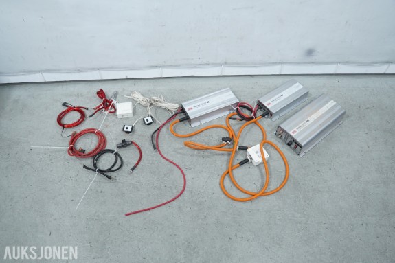 DEFA invertere 12V - 1 x 1500W og 2 x 600W
