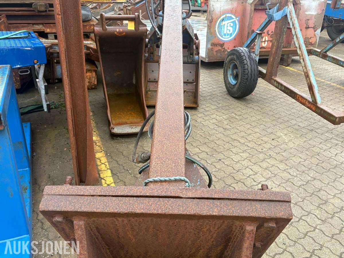 Hydraulisk grabb med forlenger og S70-feste