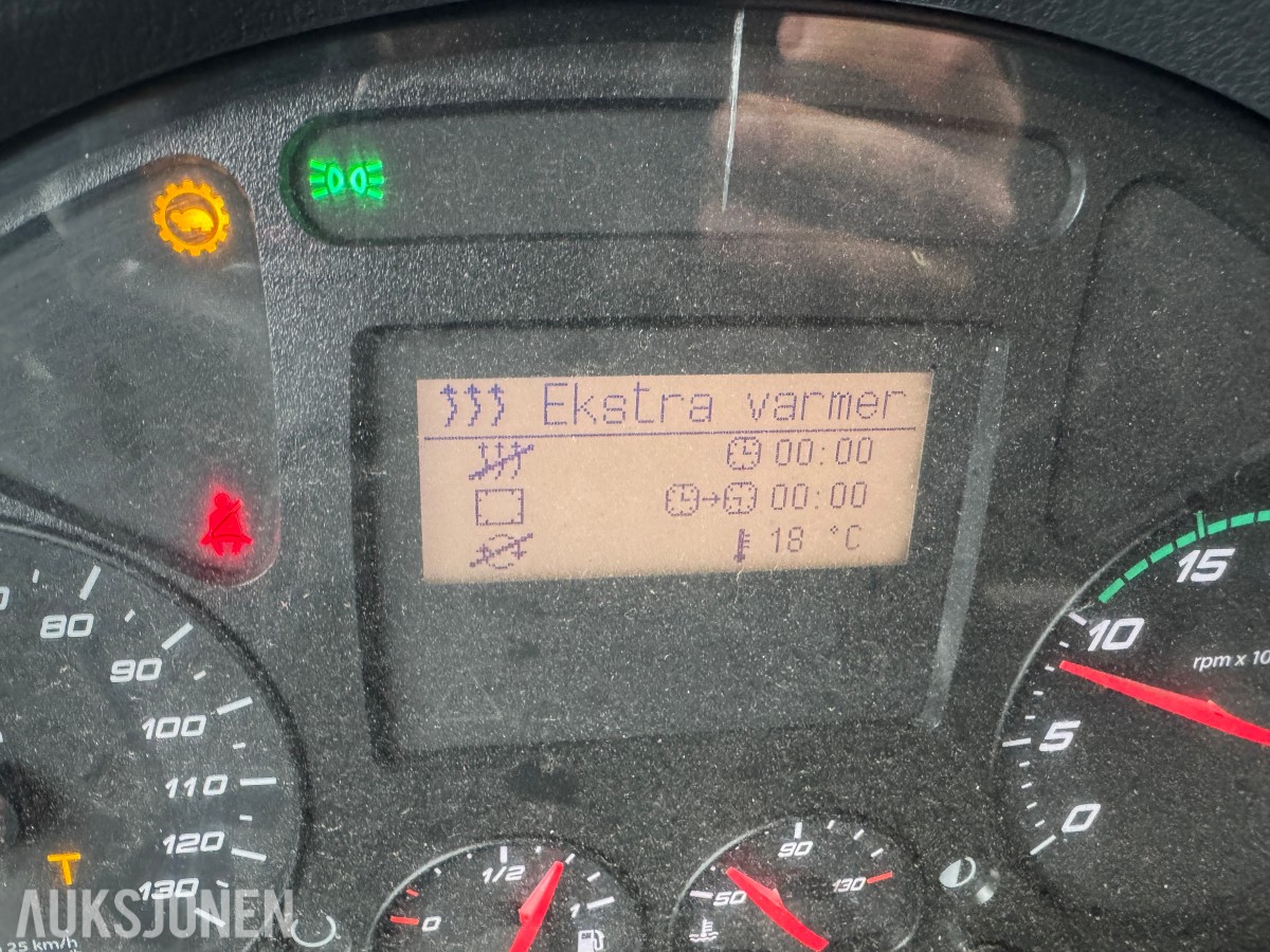 2015 Iveco 80E22/ P servicebil med verkstedinnredning og bakløfter
