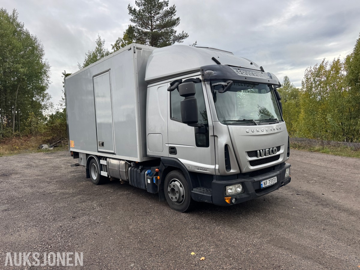 2015 Iveco 80E22/ P servicebil med verkstedinnredning og bakløfter