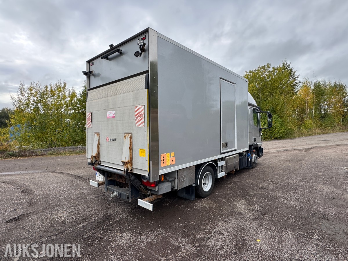 2015 Iveco 80E22/ P servicebil med verkstedinnredning og bakløfter