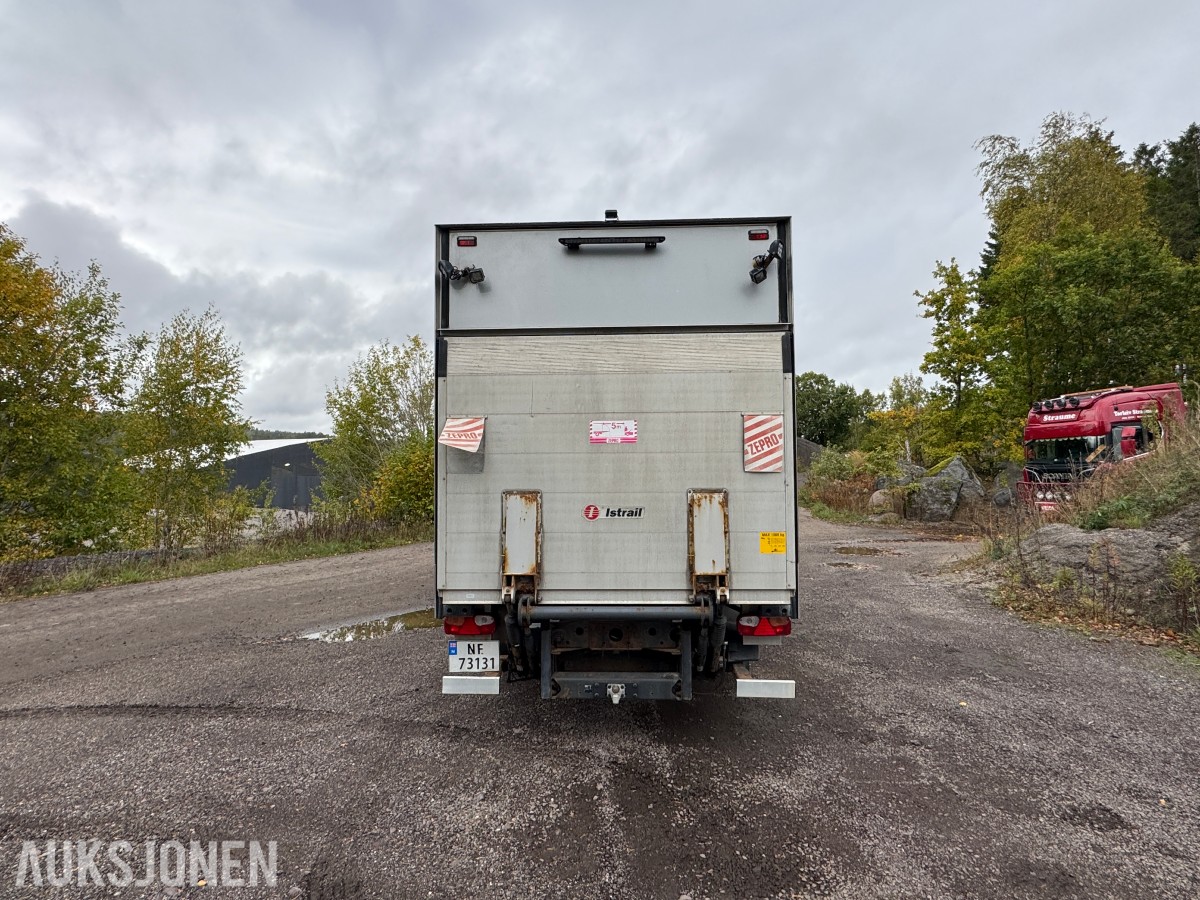 2015 Iveco 80E22/ P servicebil med verkstedinnredning og bakløfter