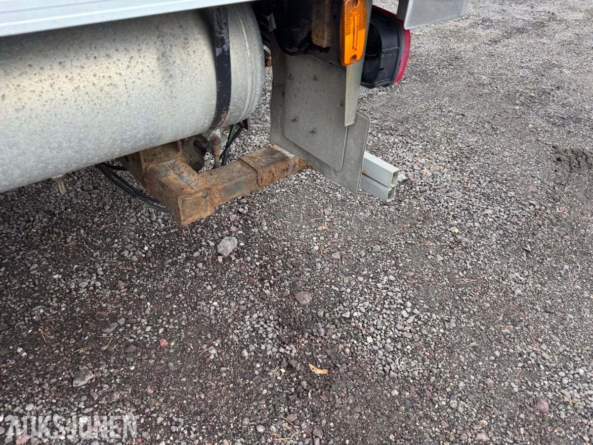 2015 Iveco 80E22/ P servicebil med verkstedinnredning og bakløfter