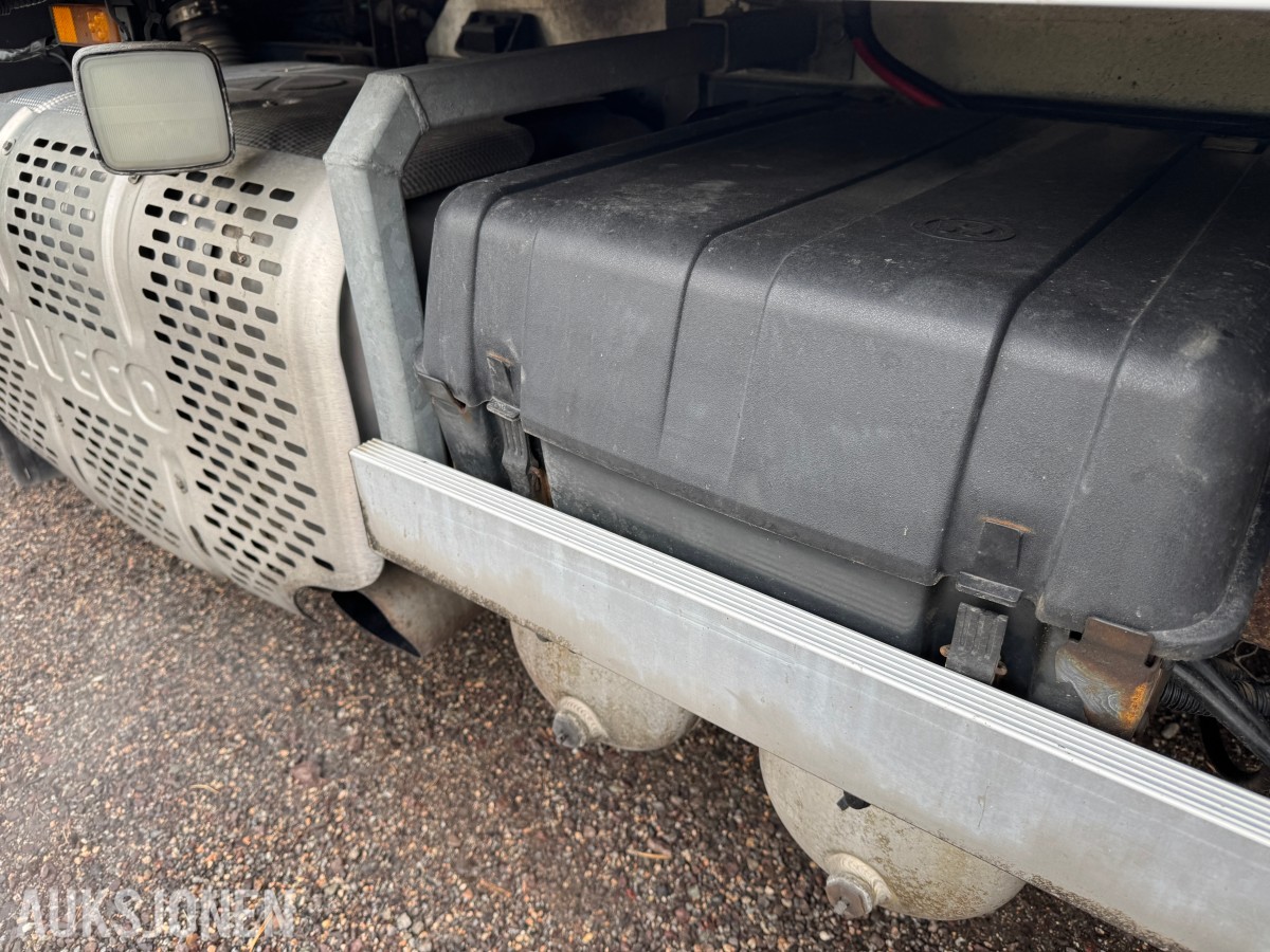 2015 Iveco 80E22/ P servicebil med verkstedinnredning og bakløfter
