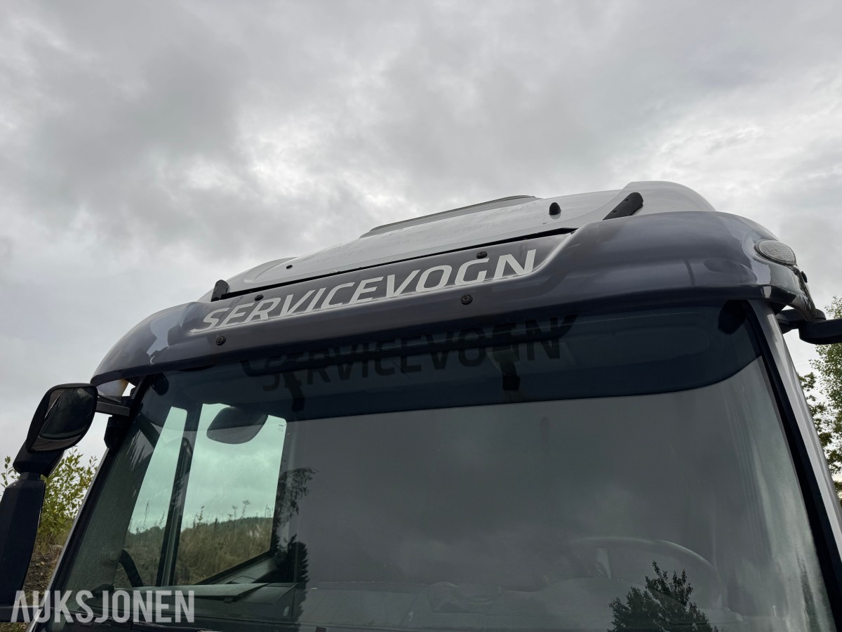 2015 Iveco 80E22/ P servicebil med verkstedinnredning og bakløfter