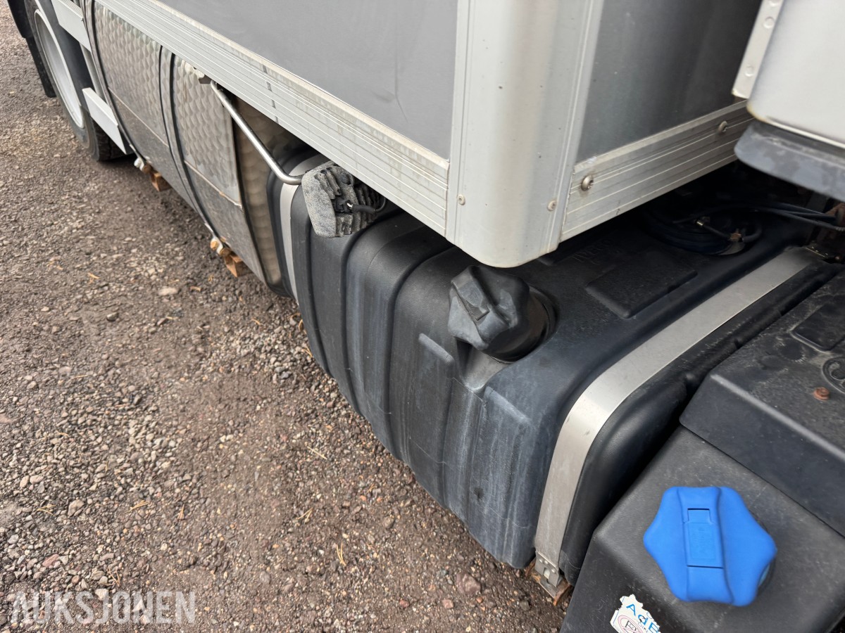 2015 Iveco 80E22/ P servicebil med verkstedinnredning og bakløfter