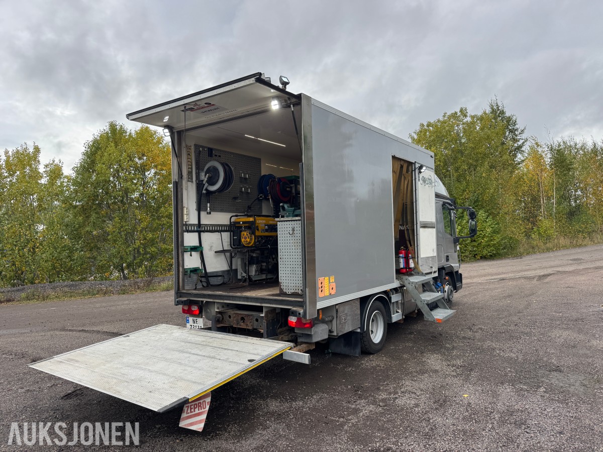 2015 Iveco 80E22/ P servicebil med verkstedinnredning og bakløfter
