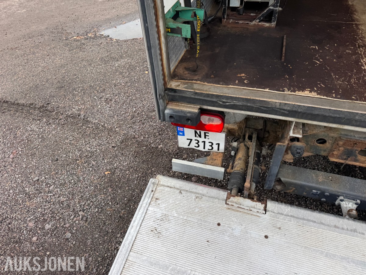 2015 Iveco 80E22/ P servicebil med verkstedinnredning og bakløfter