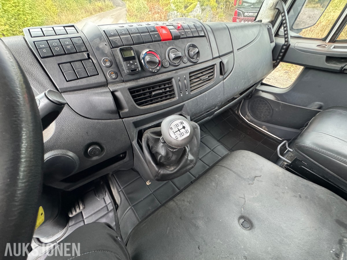 2015 Iveco 80E22/ P servicebil med verkstedinnredning og bakløfter