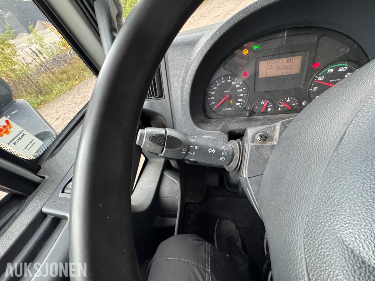 2015 Iveco 80E22/ P servicebil med verkstedinnredning og bakløfter