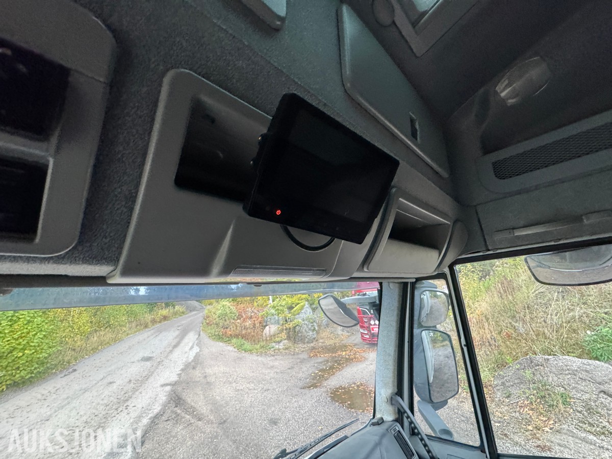 2015 Iveco 80E22/ P servicebil med verkstedinnredning og bakløfter