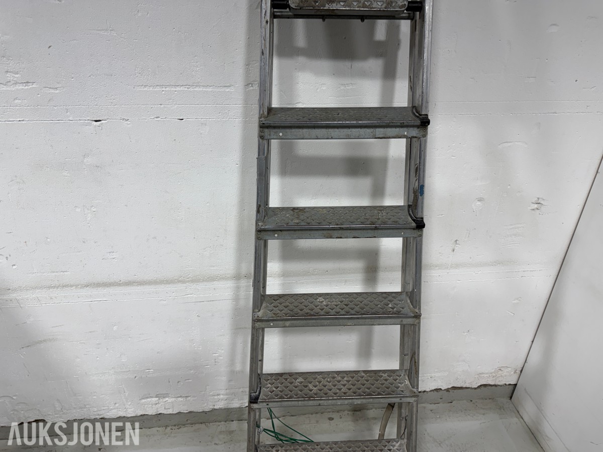 Parti Zarges og Hard Head stiger i aluminium