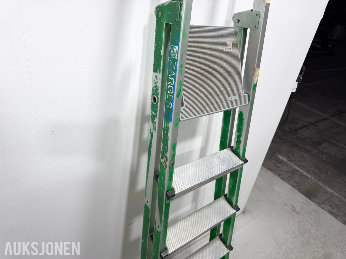 Parti Zarges og Hard Head stiger i aluminium